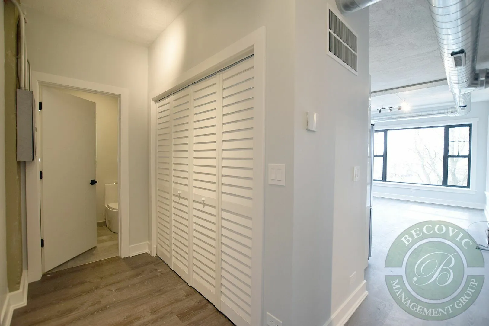 7645 N Sheridan Rd, , 60626, USA 60626-unit#301-Chicago-IL