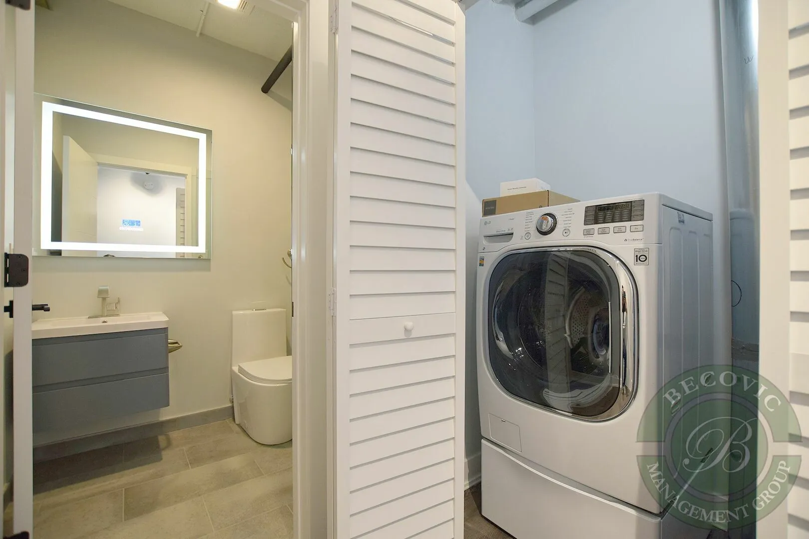 7645 N Sheridan Rd, , 60626, USA 60626-unit#301-Chicago-IL