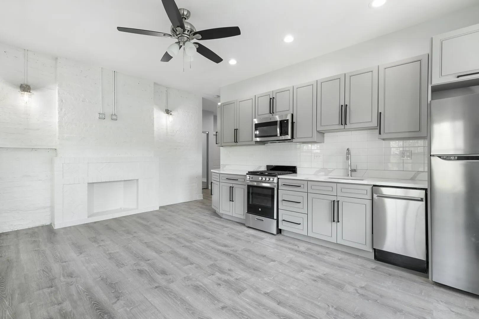 6035 N Winthrop Ave, , 60660, USA 60660-unit#2-Chicago-IL