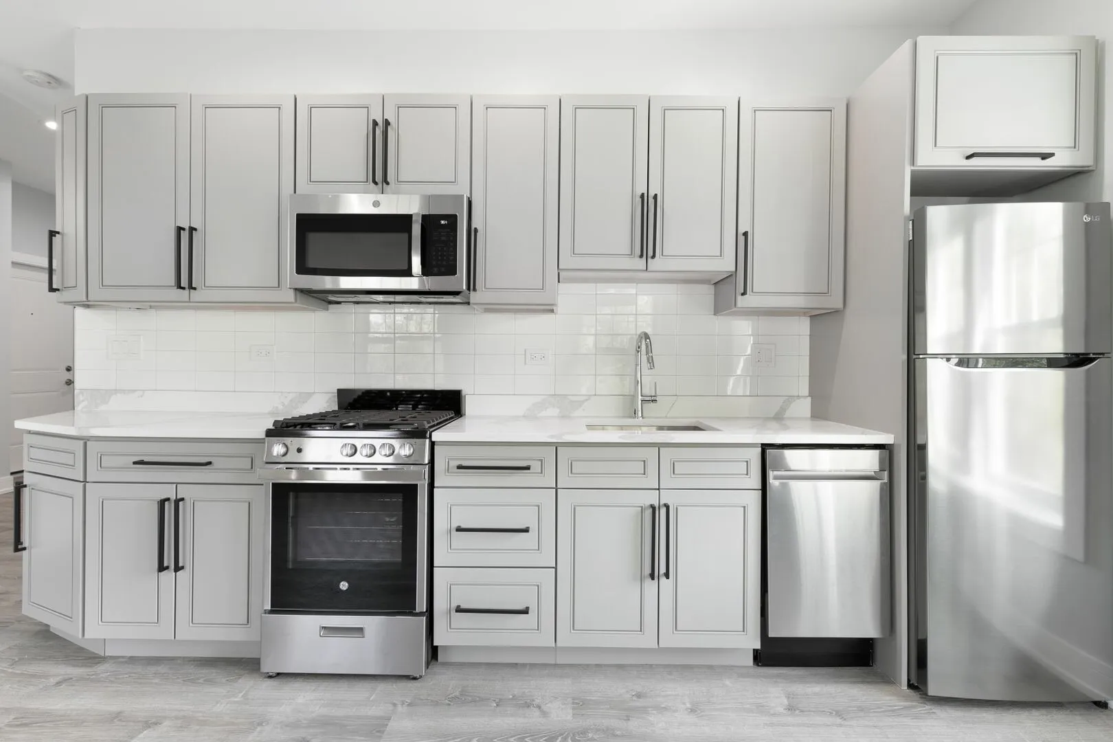 6035 N Winthrop Ave, , 60660, USA 60660-unit#2-Chicago-IL