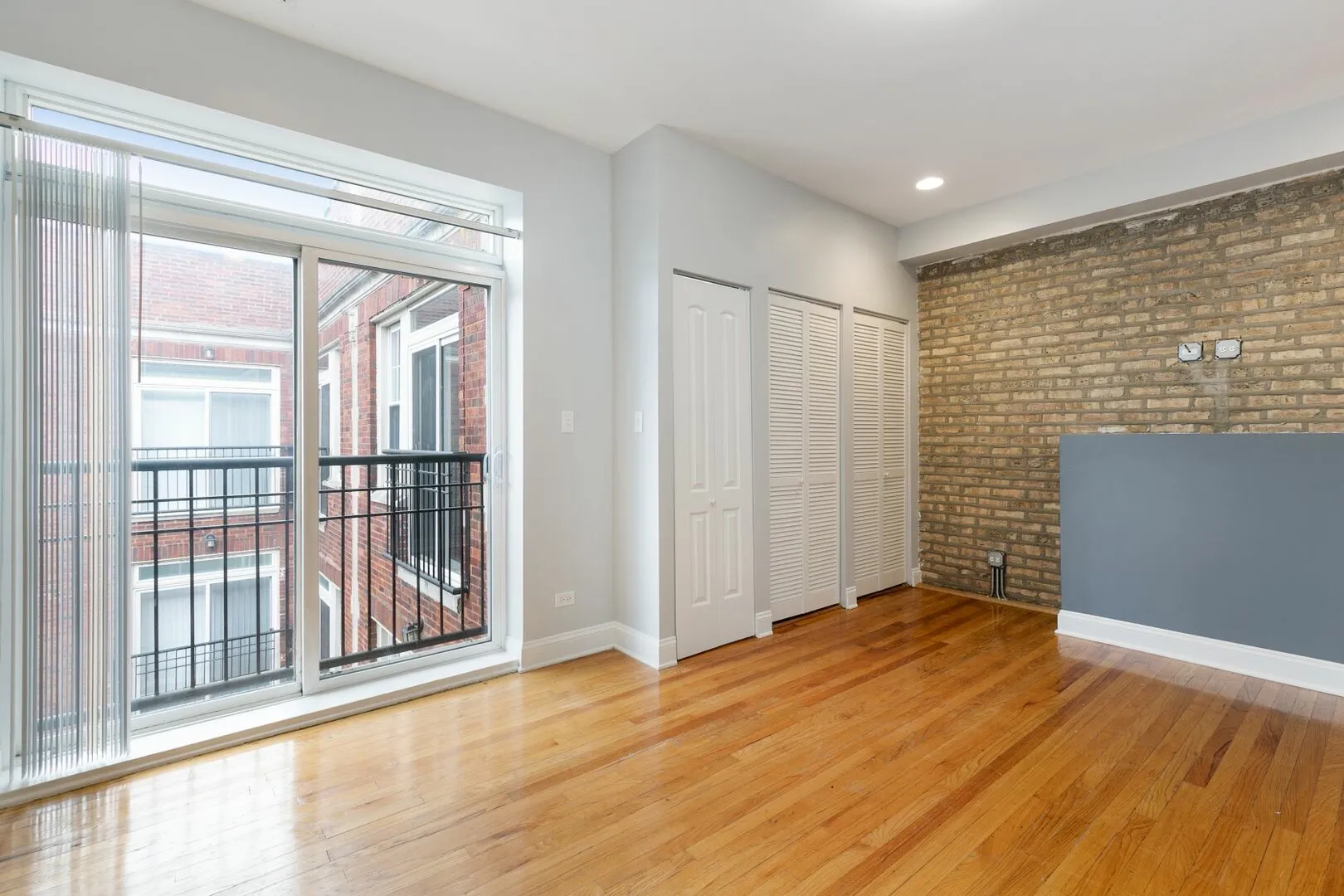 2011 W Jarvis Ave, , 60645, USA 60645-unit#3-Chicago-IL