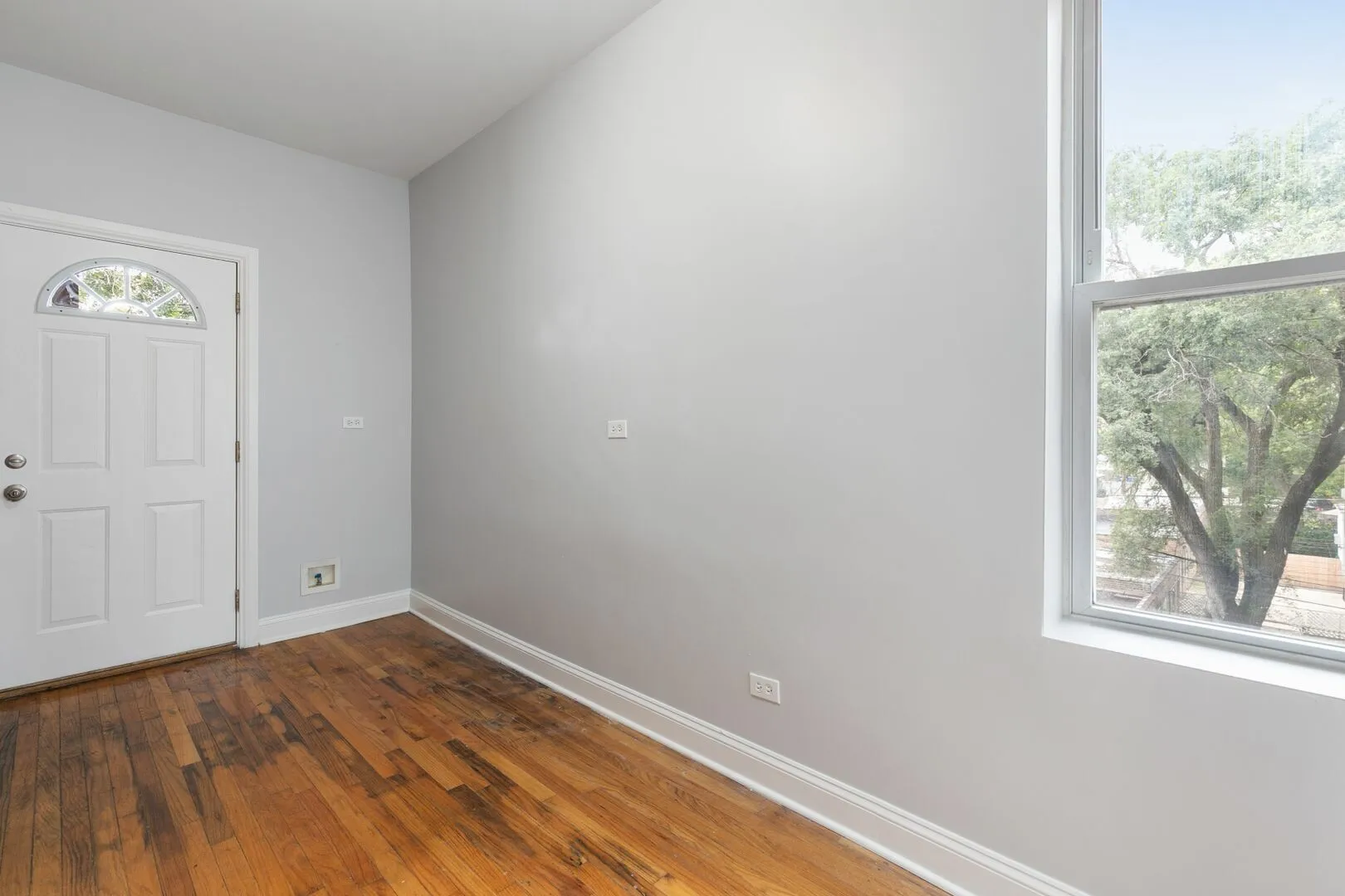 2011 W Jarvis Ave, ,  60645, USA 60645-unit#3-Chicago-IL