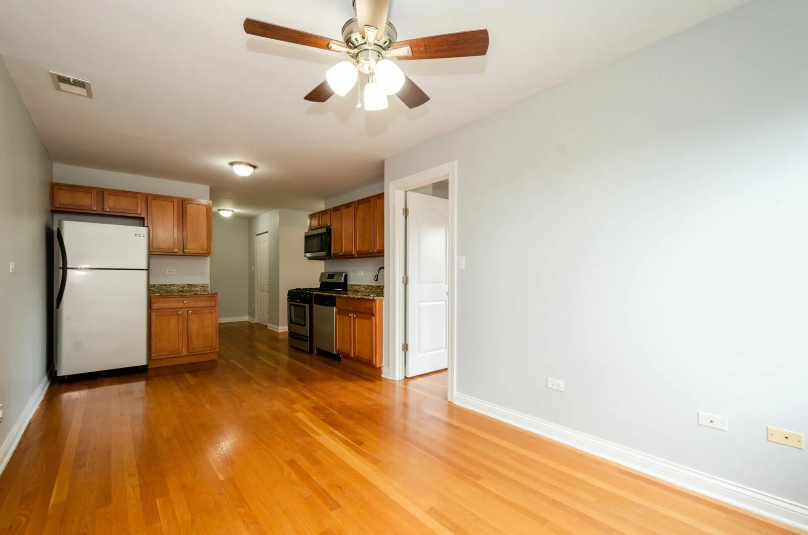 7616 N Marshfield Ave, ,  60626, USA 60626-unit#404-Chicago-IL