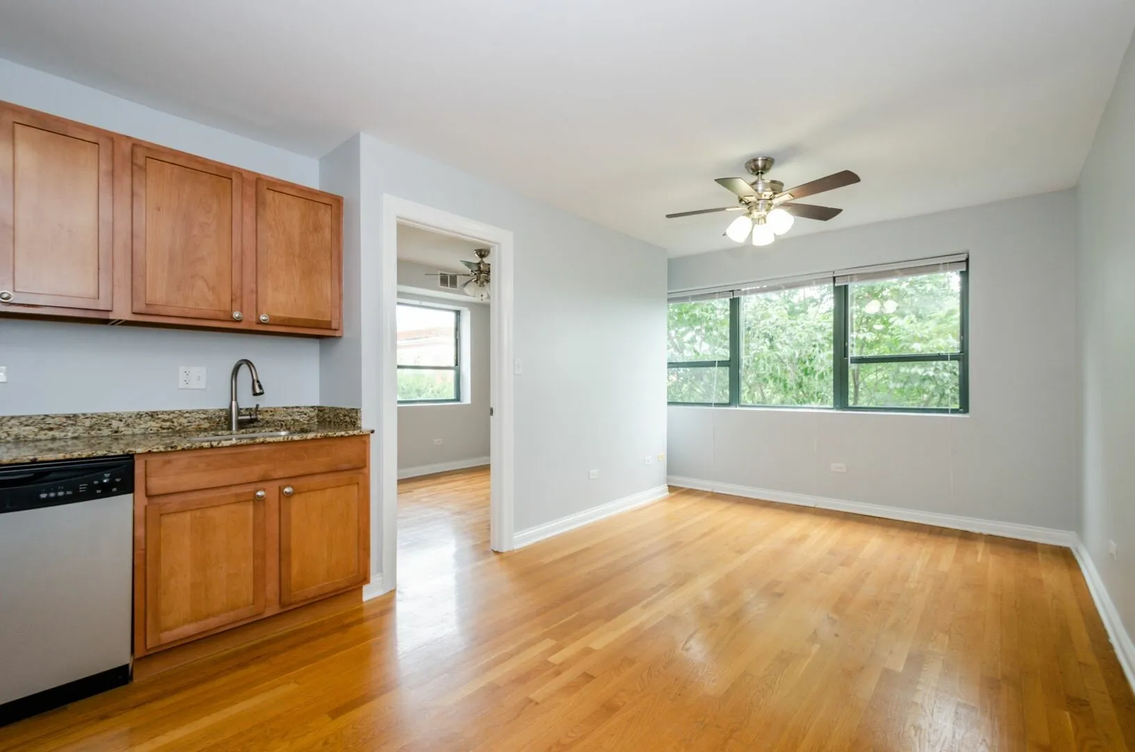 7616 N Marshfield Ave, ,  60626, USA 60626-unit#404-Chicago-IL