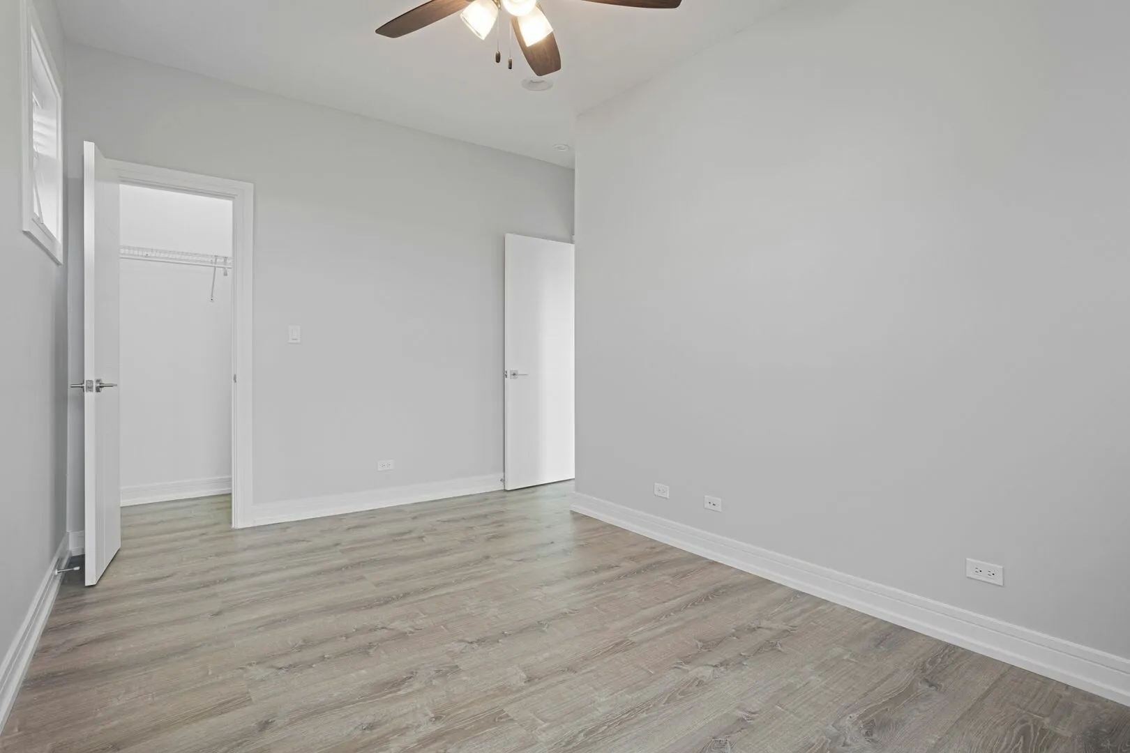 6105 N Winthrop Ave, ,  60660, USA 60660-unit#3RD FLOOR-Chicago-IL