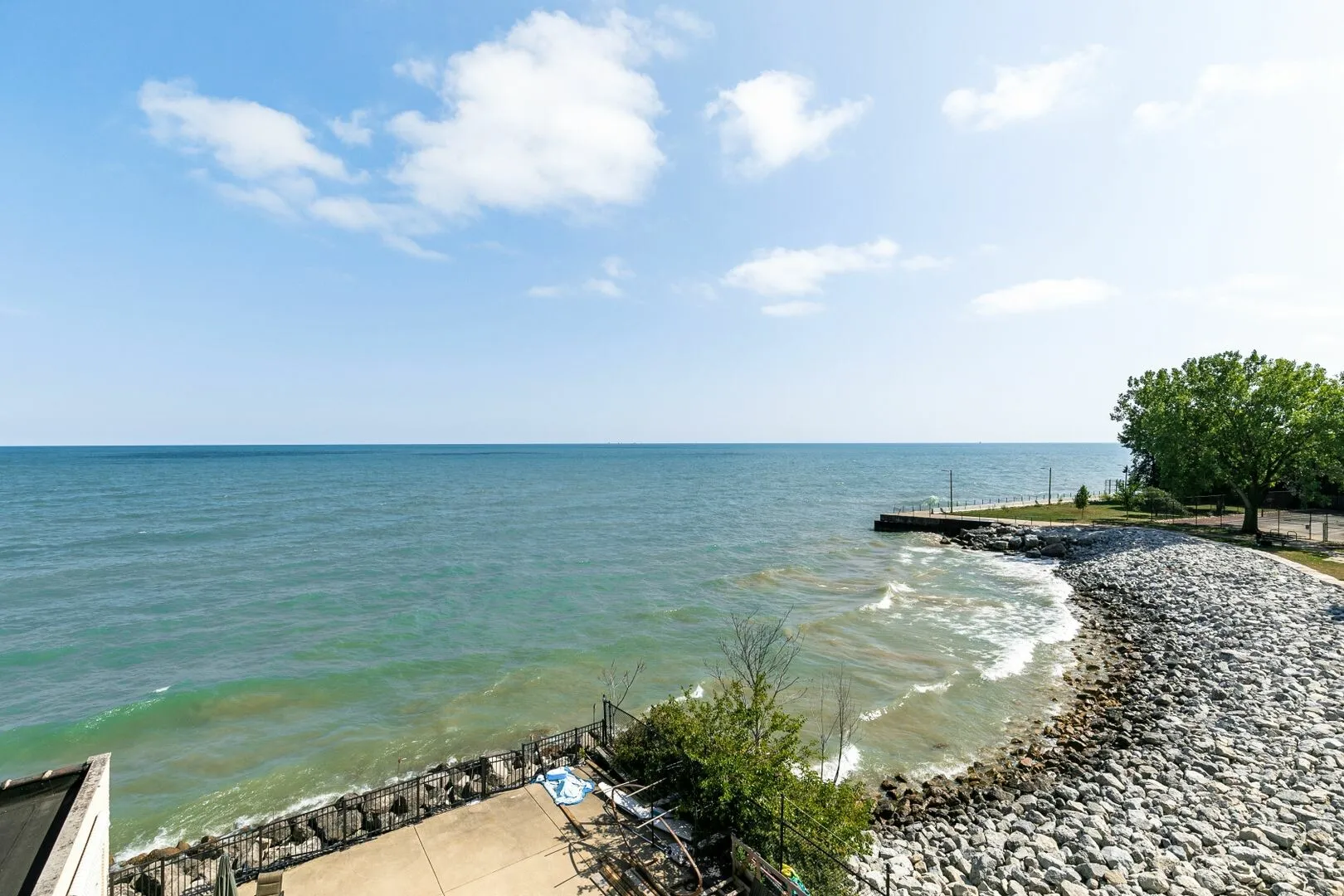 7729 N Eastlake Terrace, , 60626, USA 60626-unit#2E-Chicago-IL