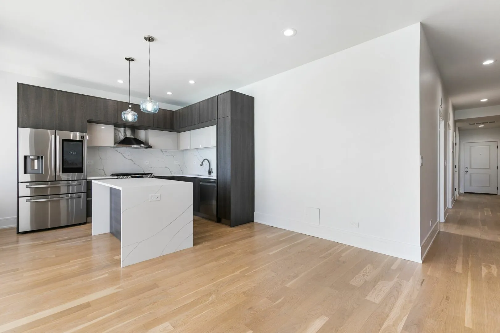 7729 N Eastlake Terrace, , 60626, USA 60626-unit#2E-Chicago-IL