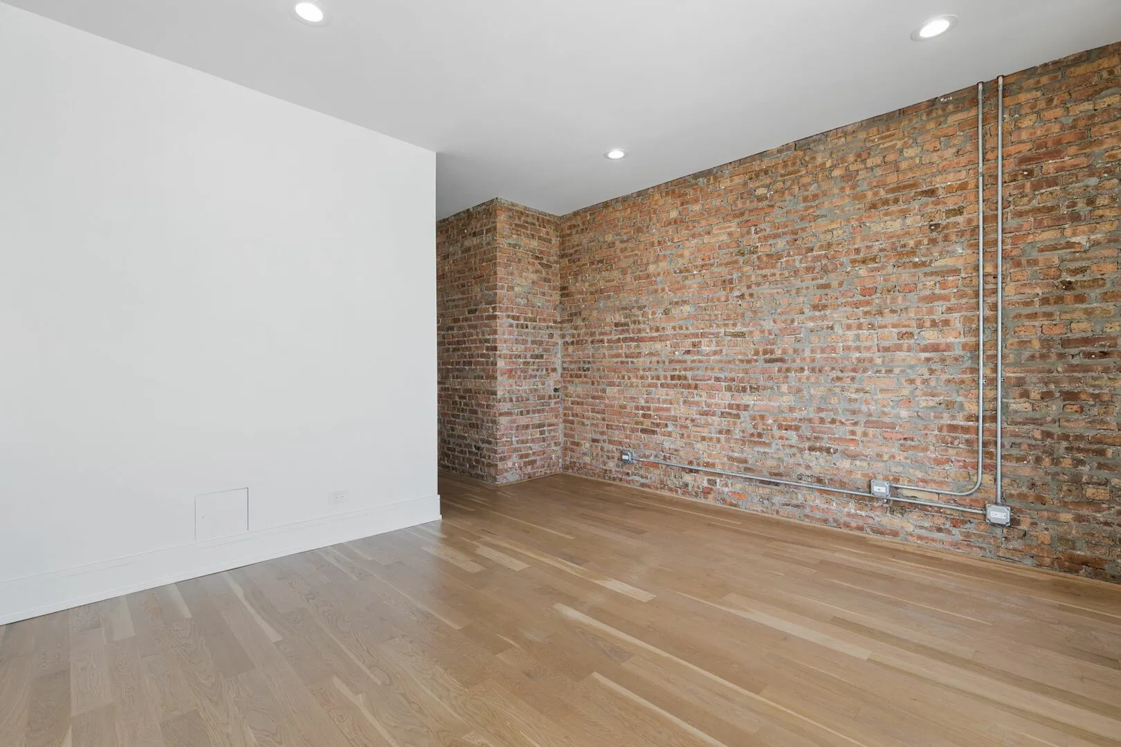 7729 N Eastlake Terrace, , 60626, USA 60626-unit#2E-Chicago-IL