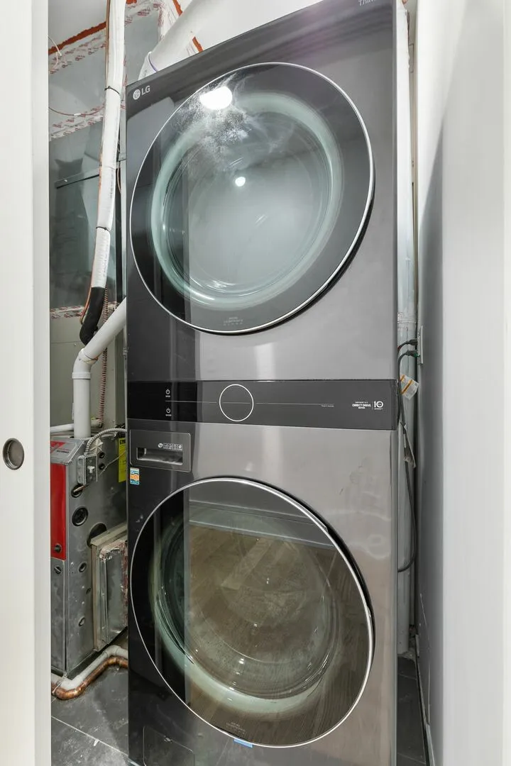 7729 N Eastlake Terrace, , 60626, USA 60626-unit#2E-Chicago-IL