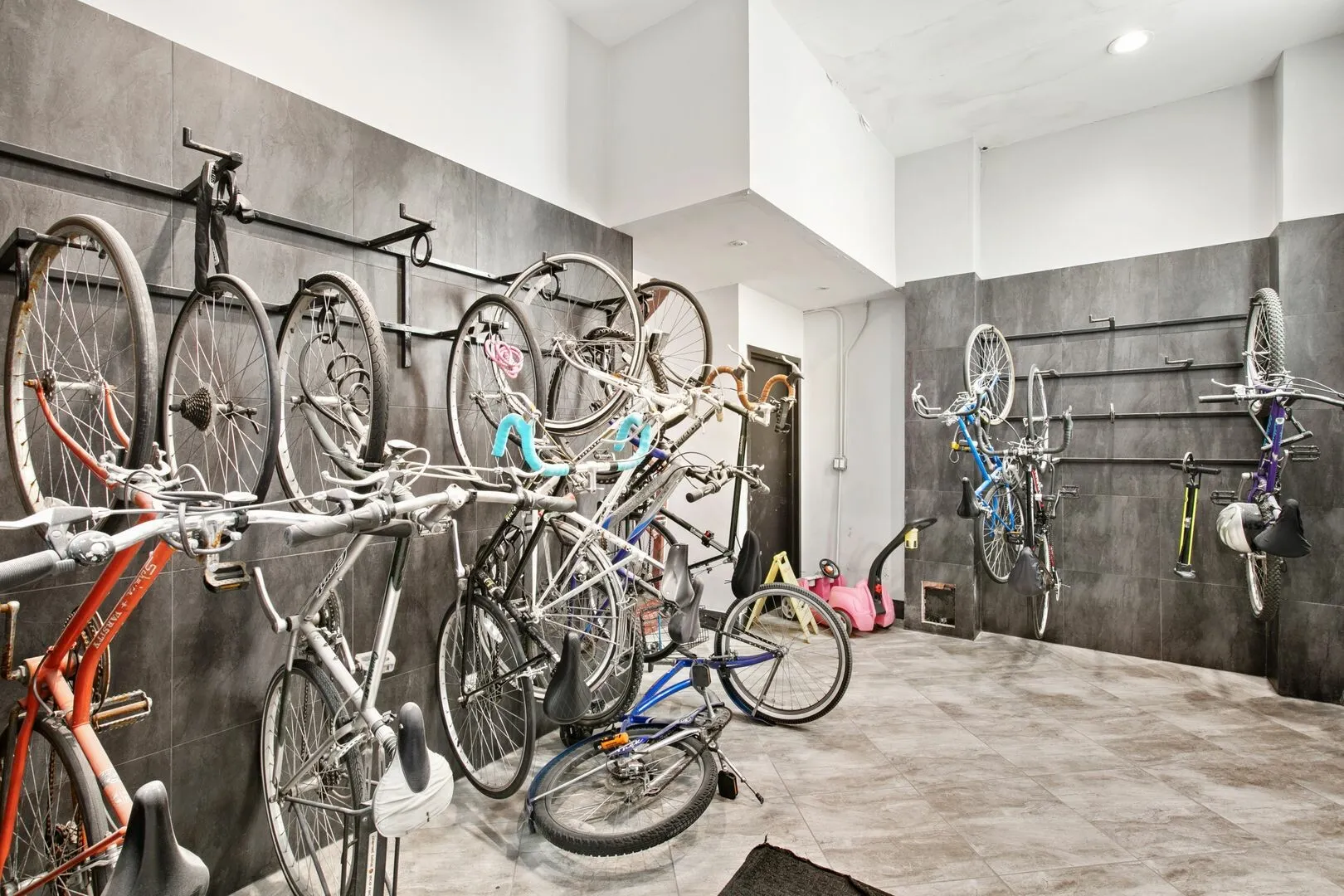 4520 N Clarendon Ave, ,  60640, USA 60640-unit#803-Chicago-IL