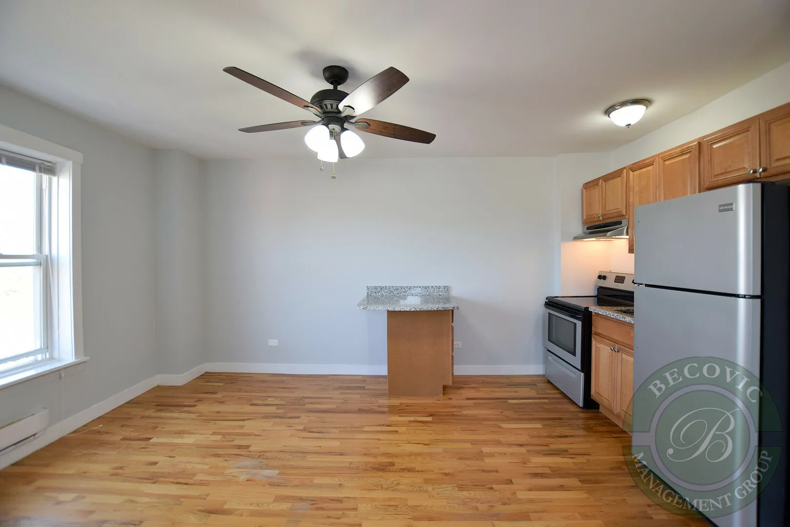 7450 N Greenview Ave, , 60626, USA 60626-unit#64-Chicago-IL