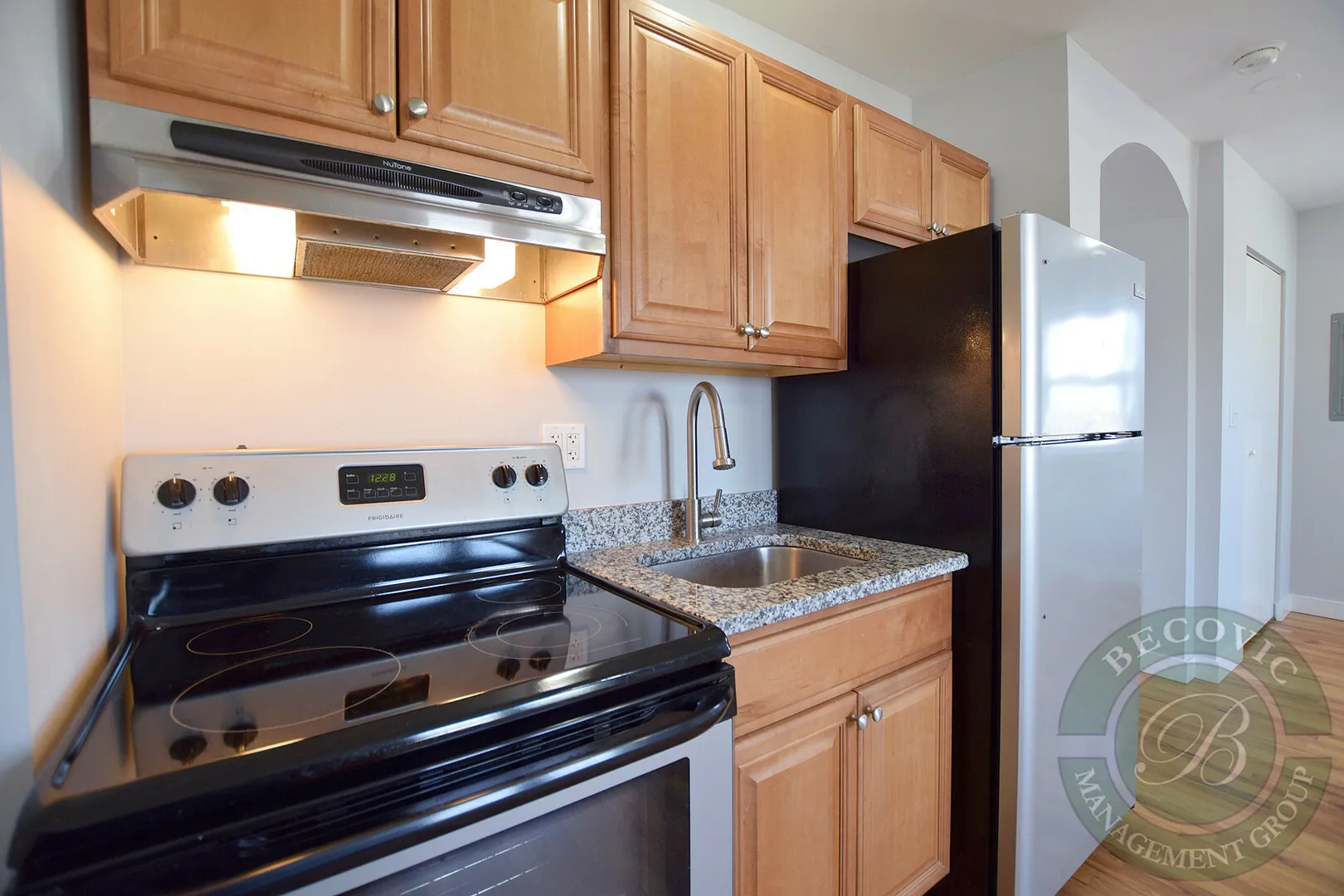 7450 N Greenview Ave, , 60626, USA 60626-unit#64-Chicago-IL