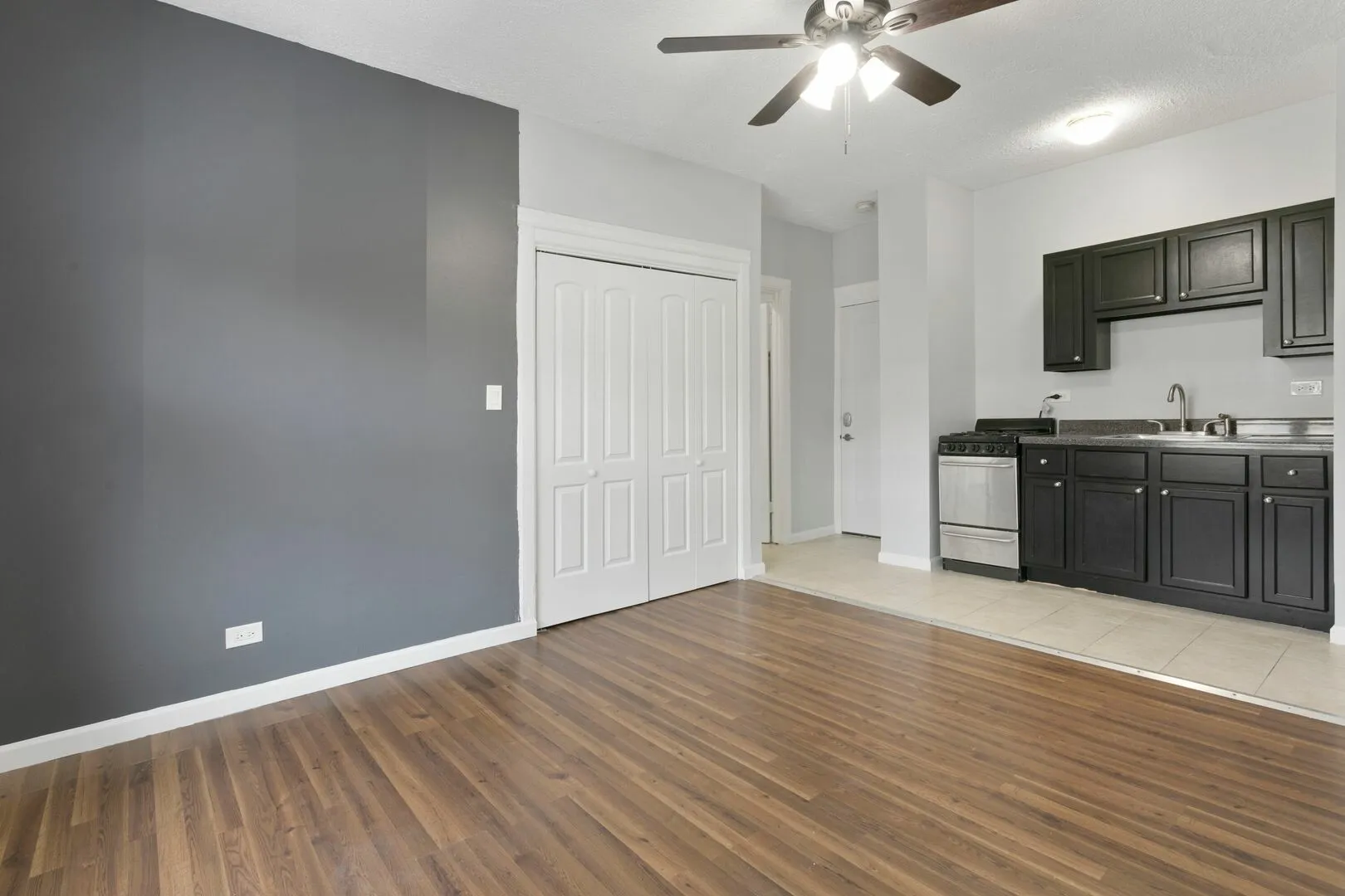 4555 Malden St, ,  60640, USA 60640-unit#309-Chicago-IL
