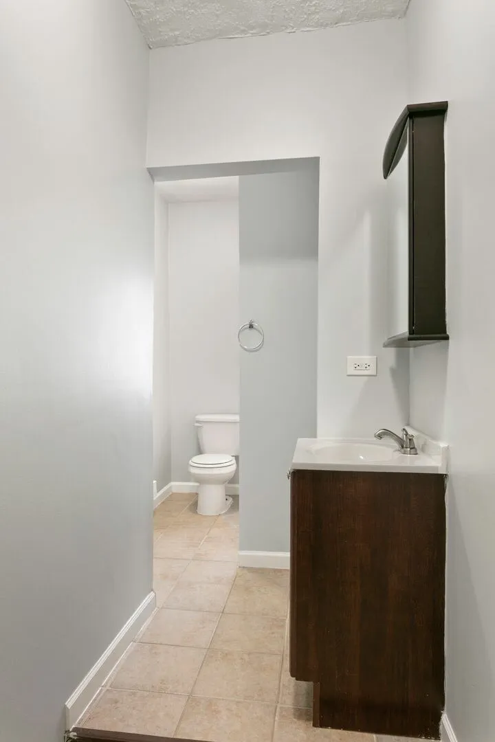 4555 Malden St, ,  60640, USA 60640-unit#309-Chicago-IL