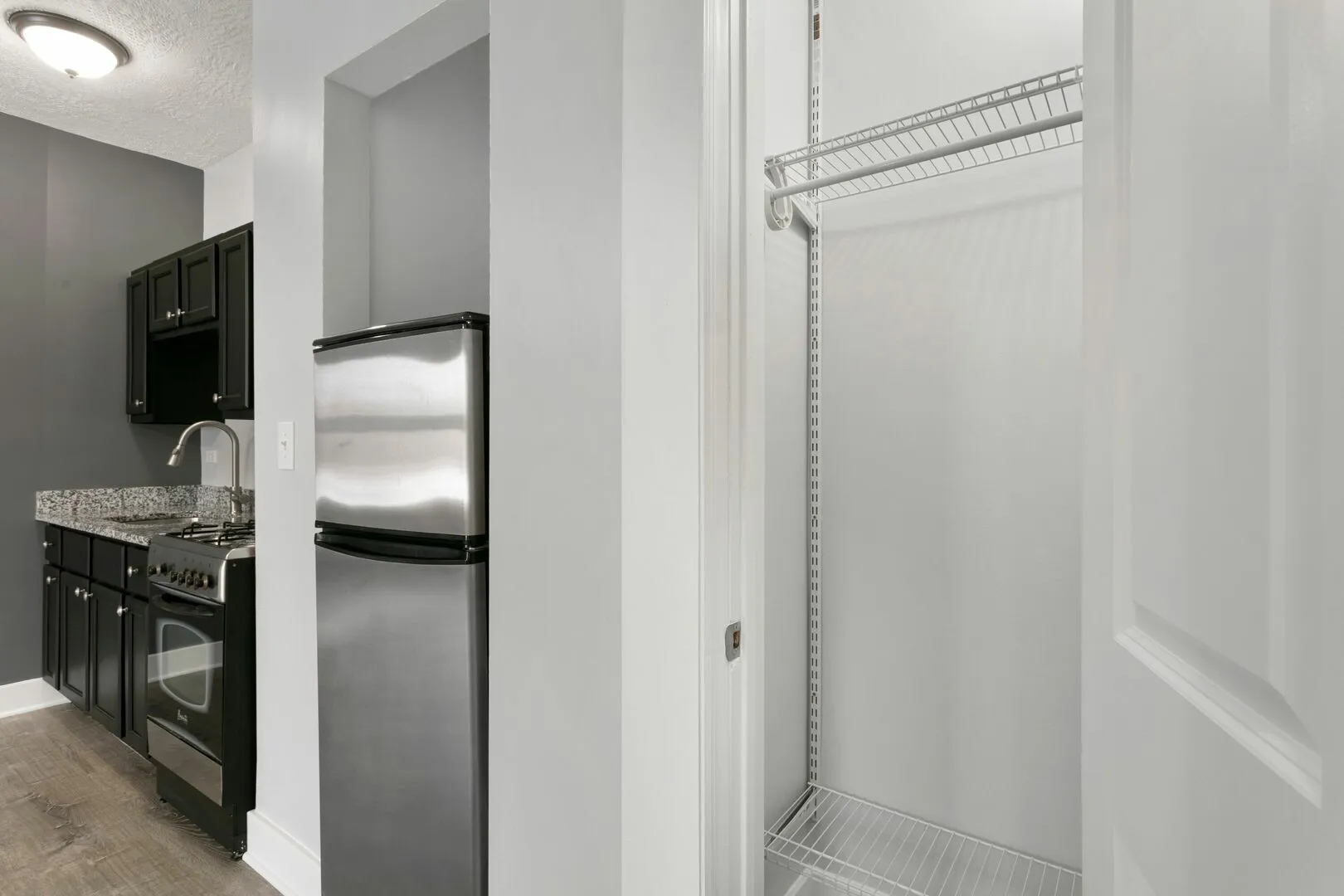 4555 Malden St, ,  60640, USA 60640-unit#313-Chicago-IL