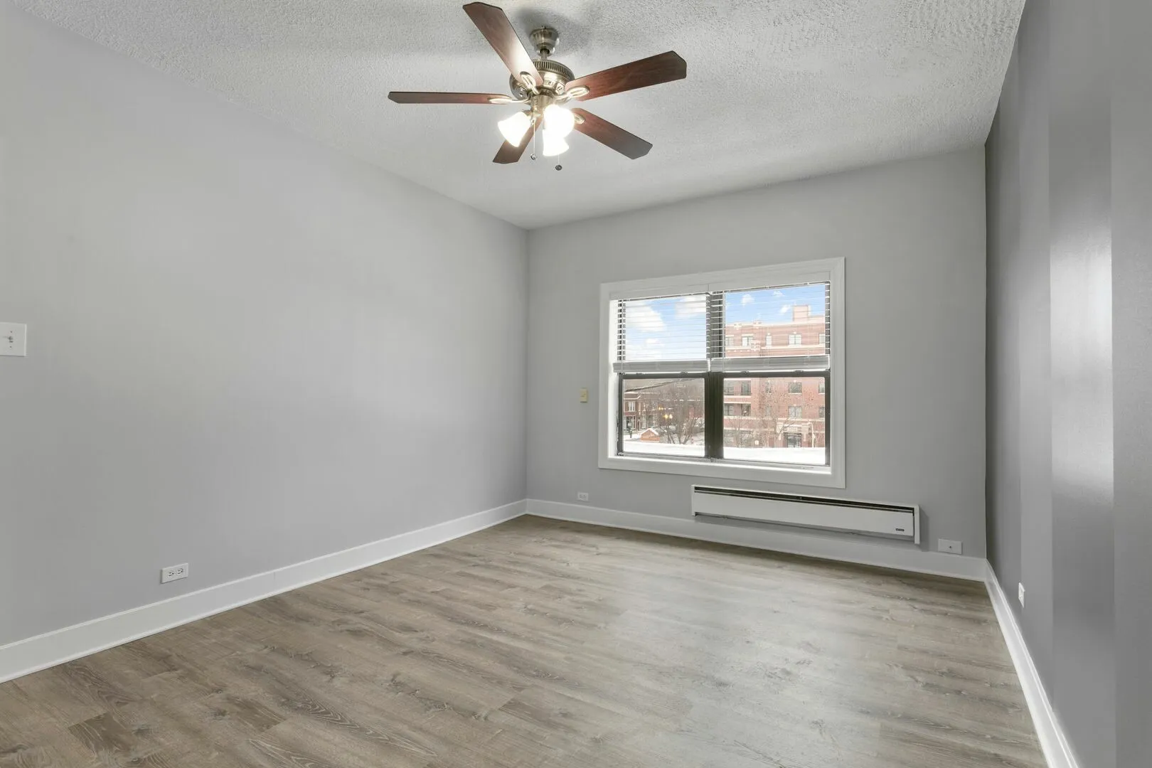 4555 Malden St, ,  60640, USA 60640-unit#313-Chicago-IL