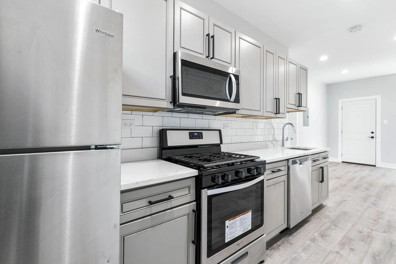 6954 N Wolcott Ave, , 60626, USA 60626-unit#3-Chicago-IL