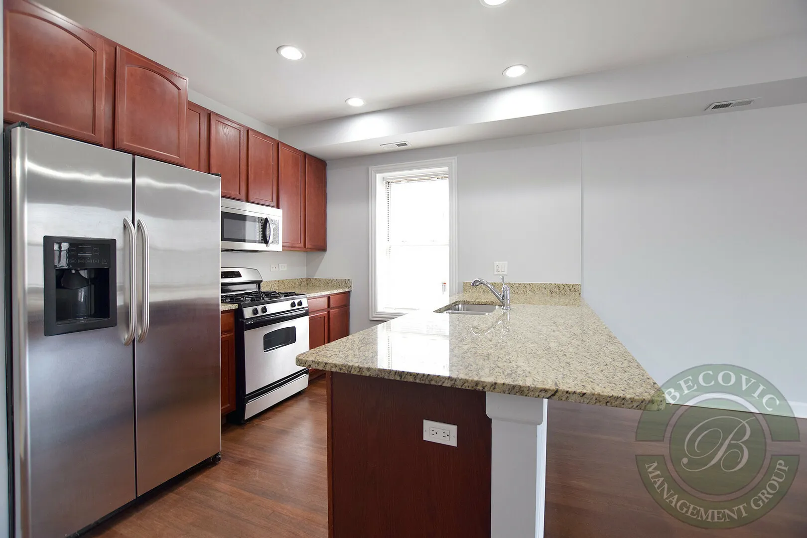 7357 N Ashland Ave, ,  60626, USA 60626-unit#3-Chicago-IL