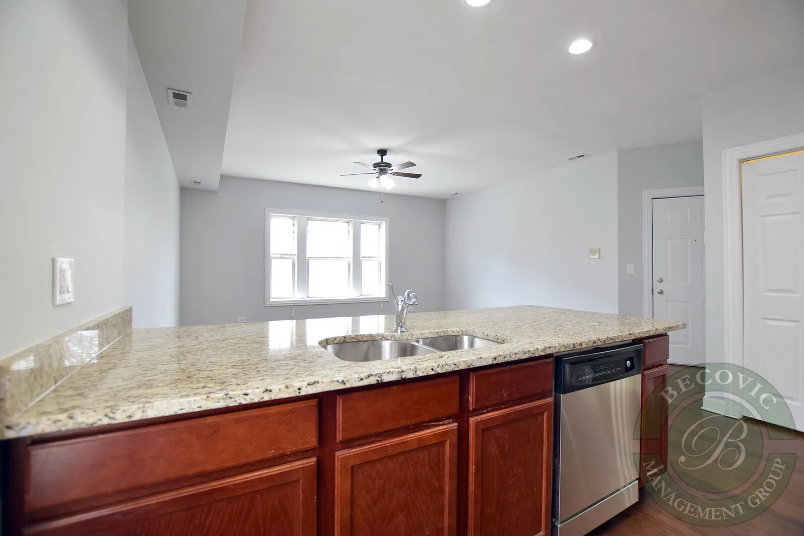 7357 N Ashland Ave, ,  60626, USA 60626-unit#3-Chicago-IL