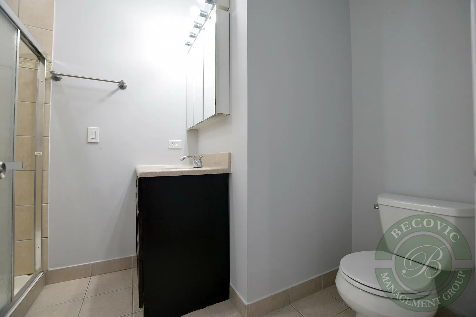 7357 N Ashland Ave, ,  60626, USA 60626-unit#3-Chicago-IL