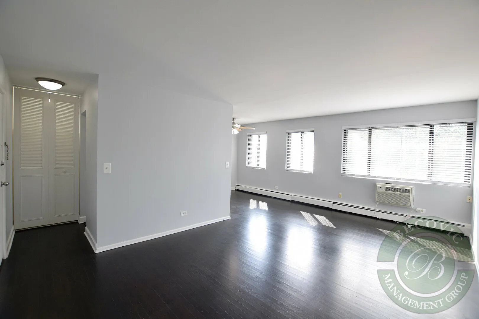 6029 N Winthrop Ave, ,  60660, USA 60660-unit#501-Chicago-IL