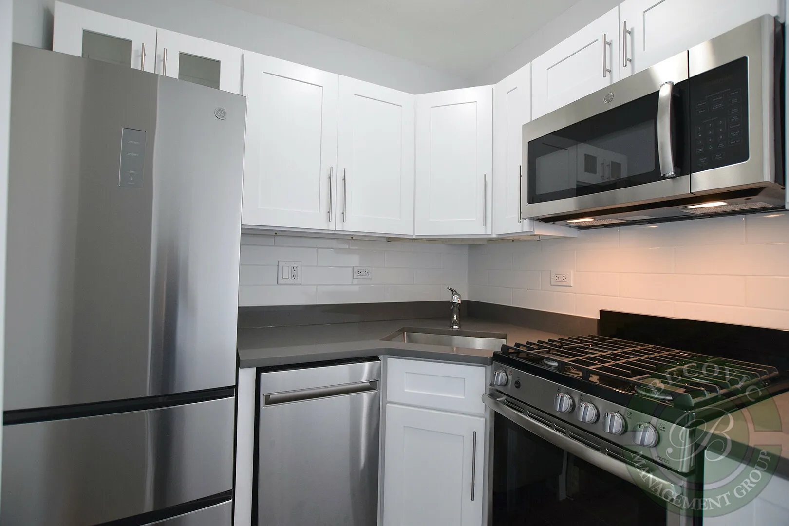 1521 W Sherwin Ave, ,  60626, USA 60626-unit#608-Chicago-IL