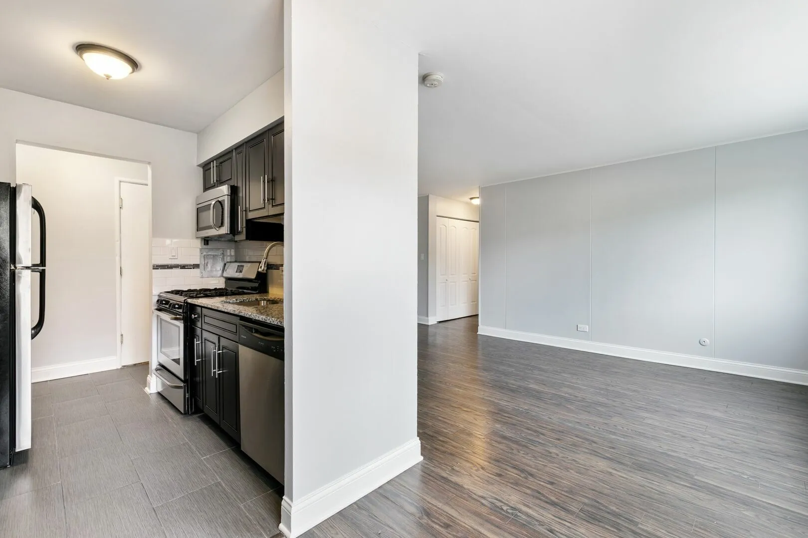 5534 N Kenmore Ave, ,  60640, USA 60640-unit#408-Chicago-IL