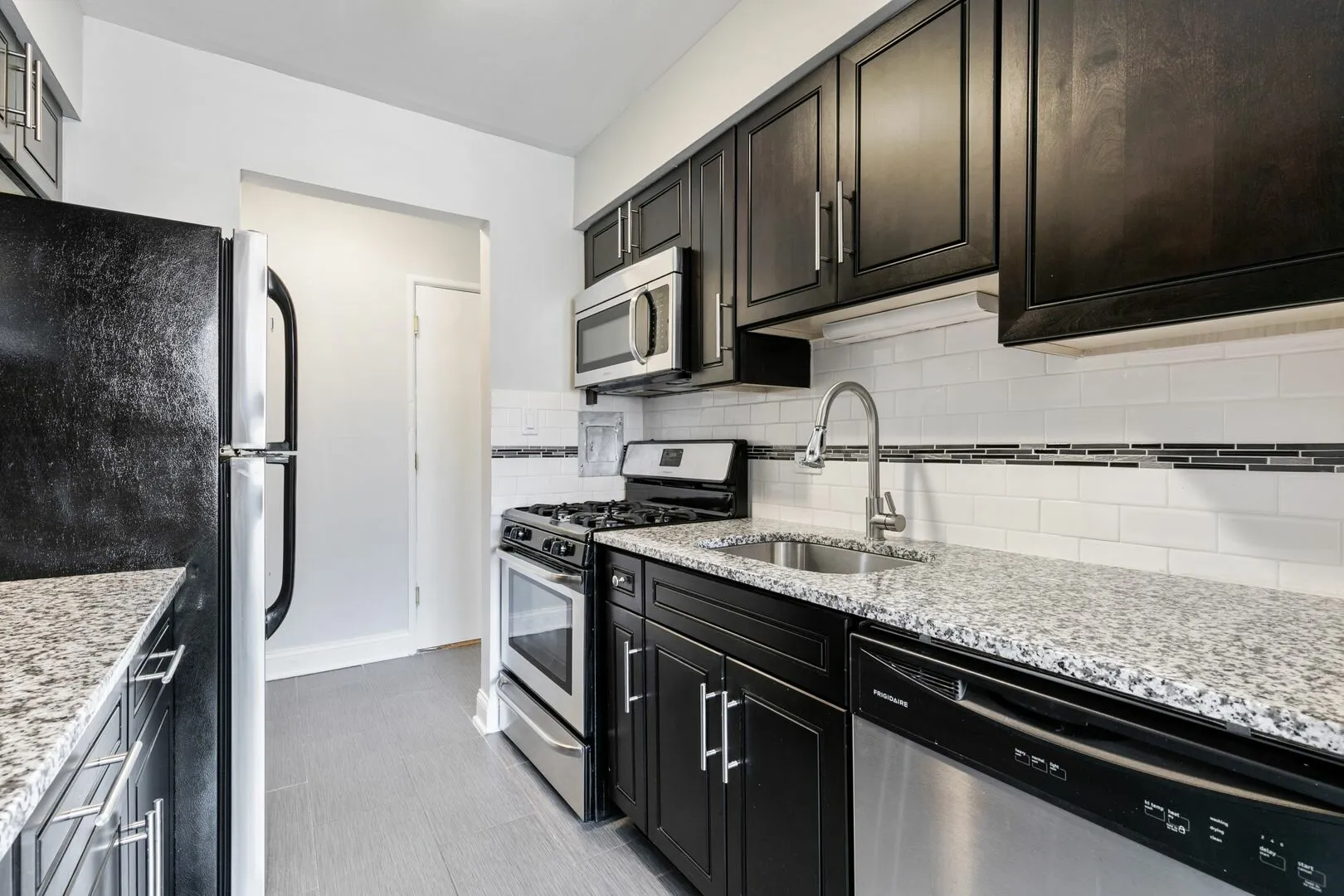 5534 N Kenmore Ave, ,  60640, USA 60640-unit#408-Chicago-IL