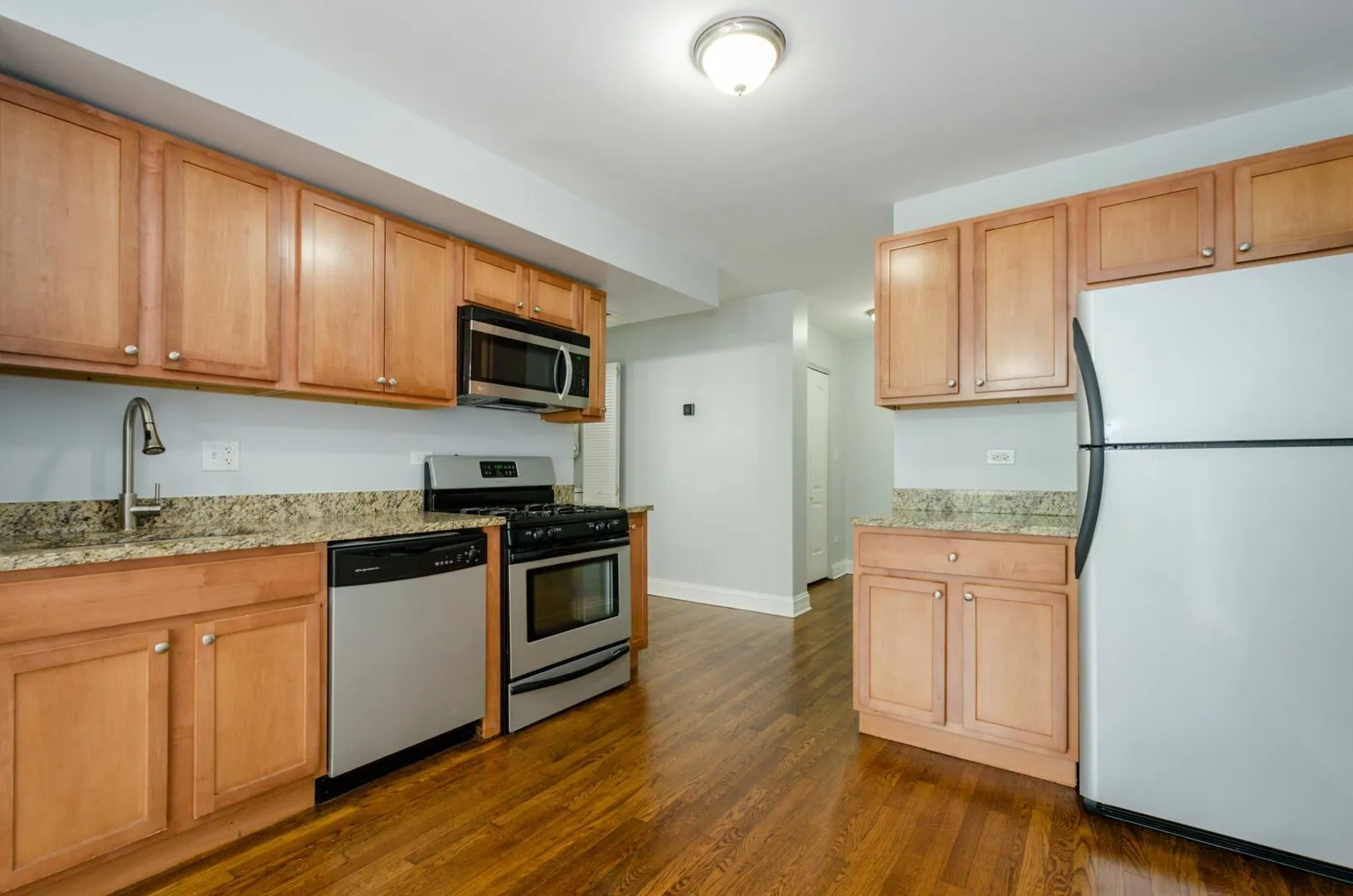 7616 N Marshfield Ave, , 60626, USA 60626-unit#310-Chicago-IL
