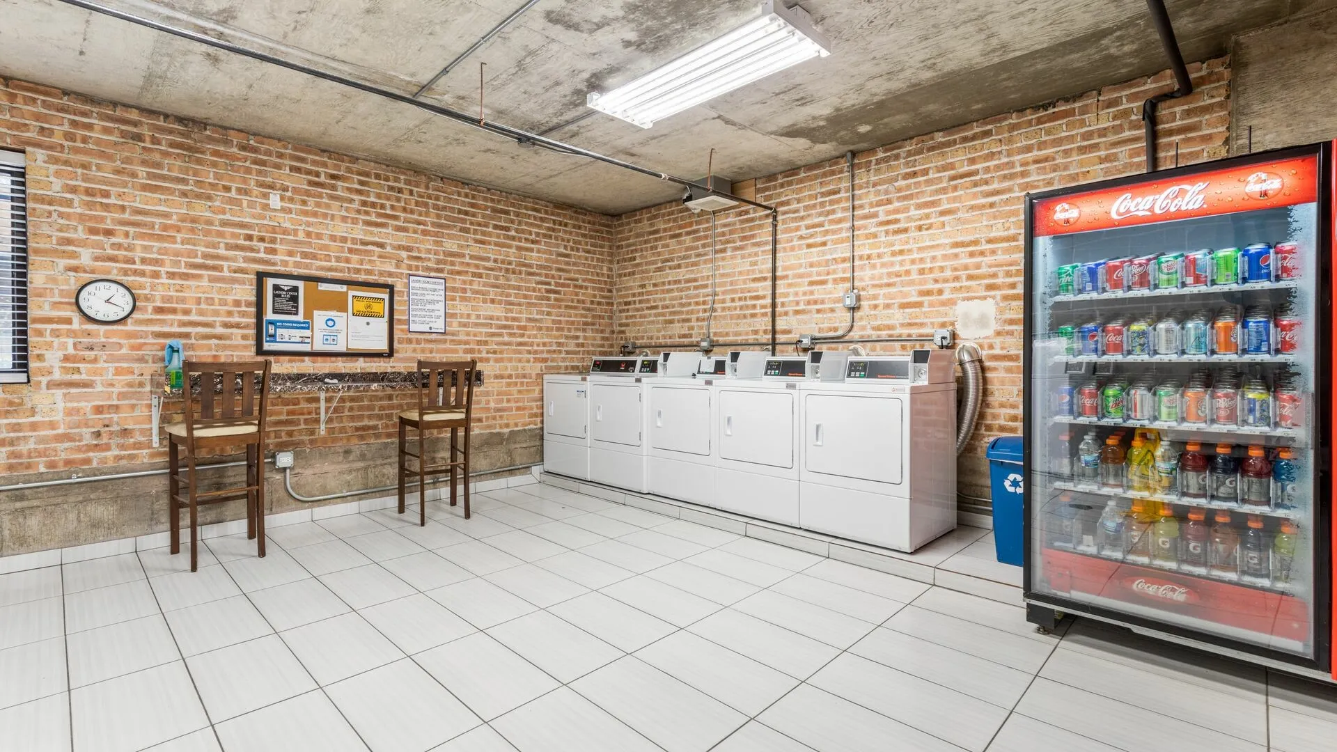 6021 N Winthrop Ave, ,  60660, USA 60660-unit#409-Chicago-IL