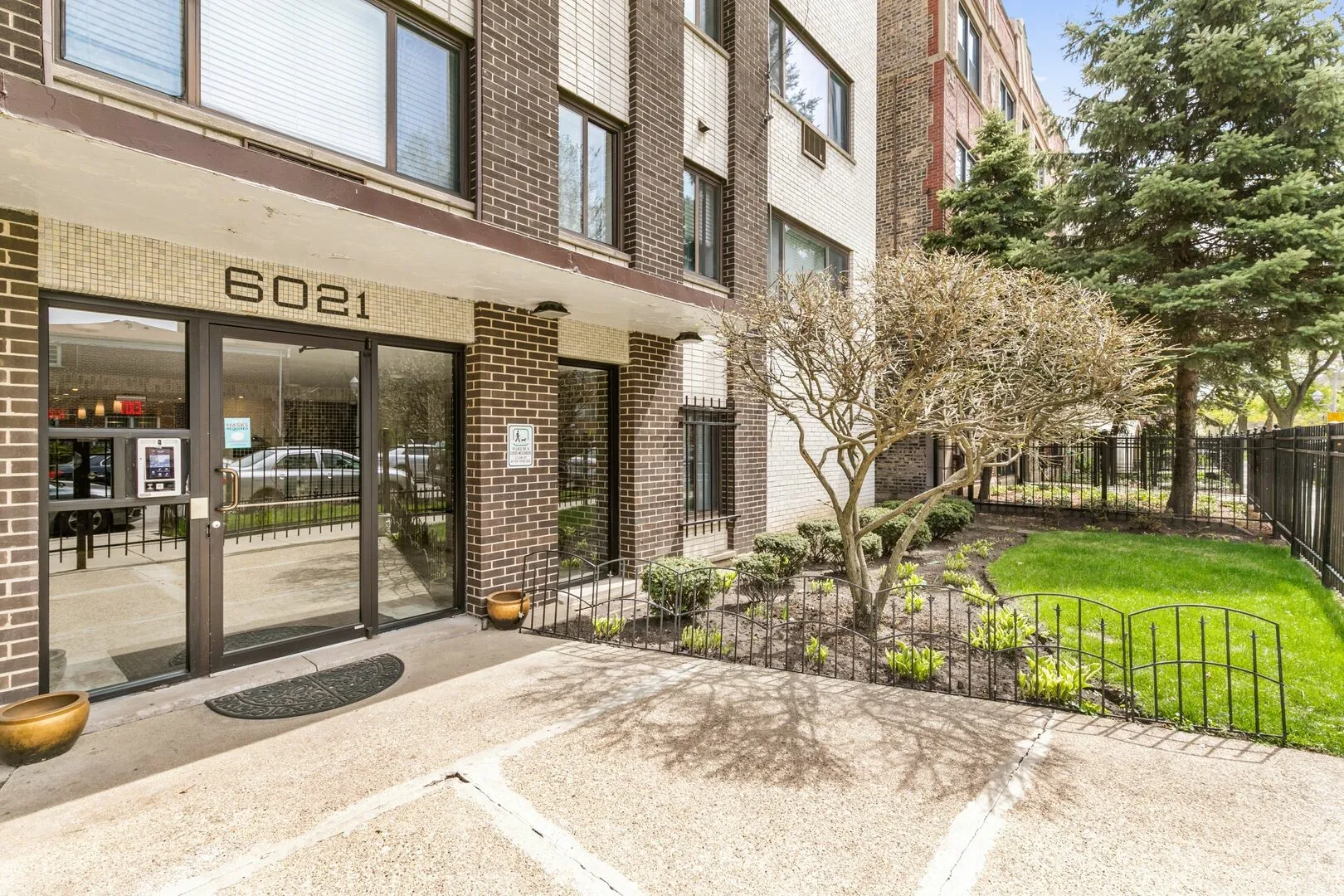 6021 N Winthrop Ave, ,  60660, USA 60660-unit#409-Chicago-IL