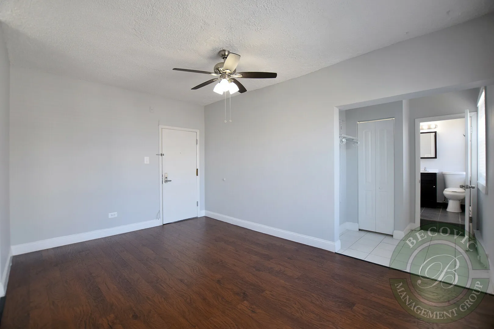 4520 N Clarendon Ave, ,  60613, USA 60640-unit#908-Chicago-IL