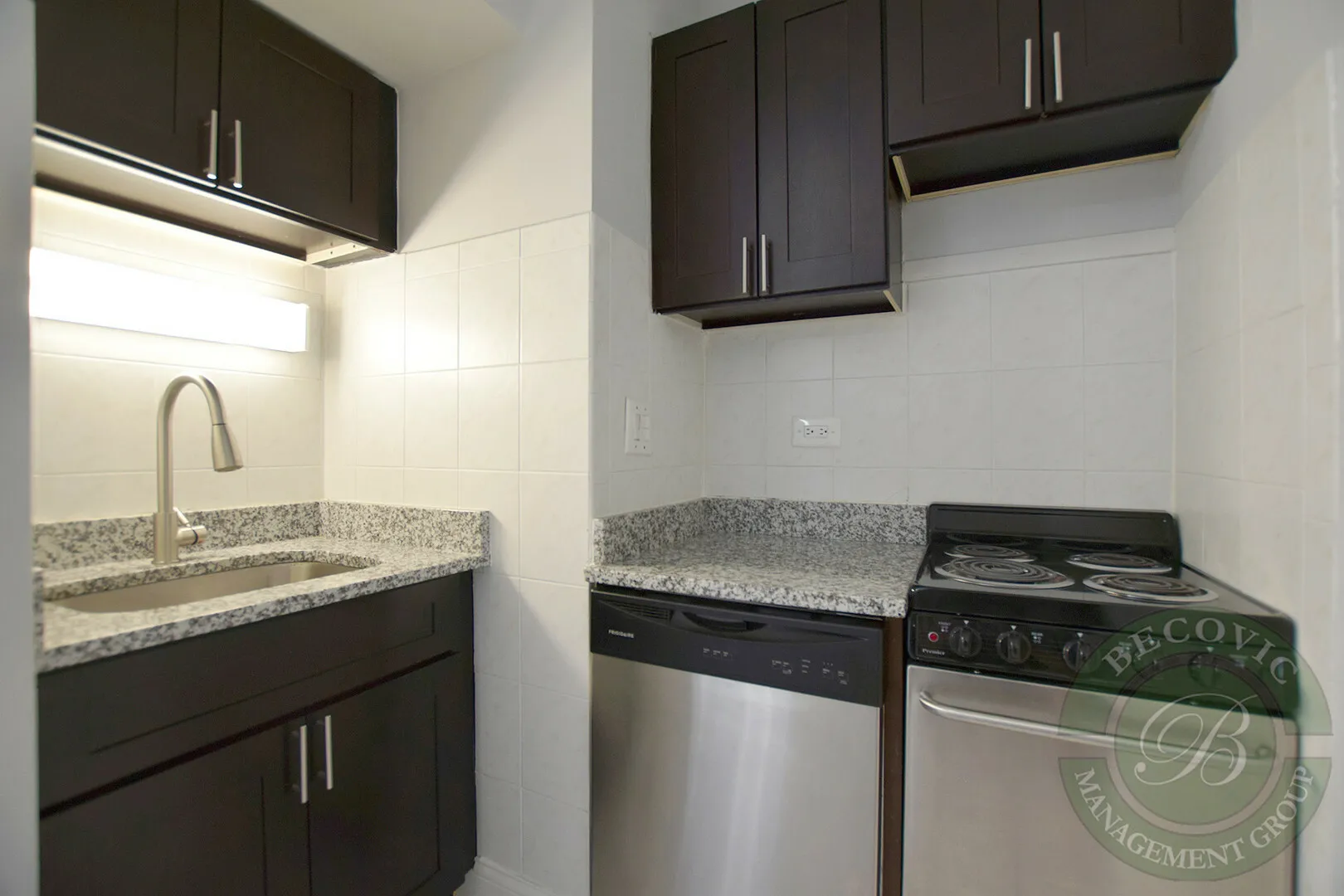 4520 N Clarendon Ave, ,  60613, USA 60640-unit#908-Chicago-IL