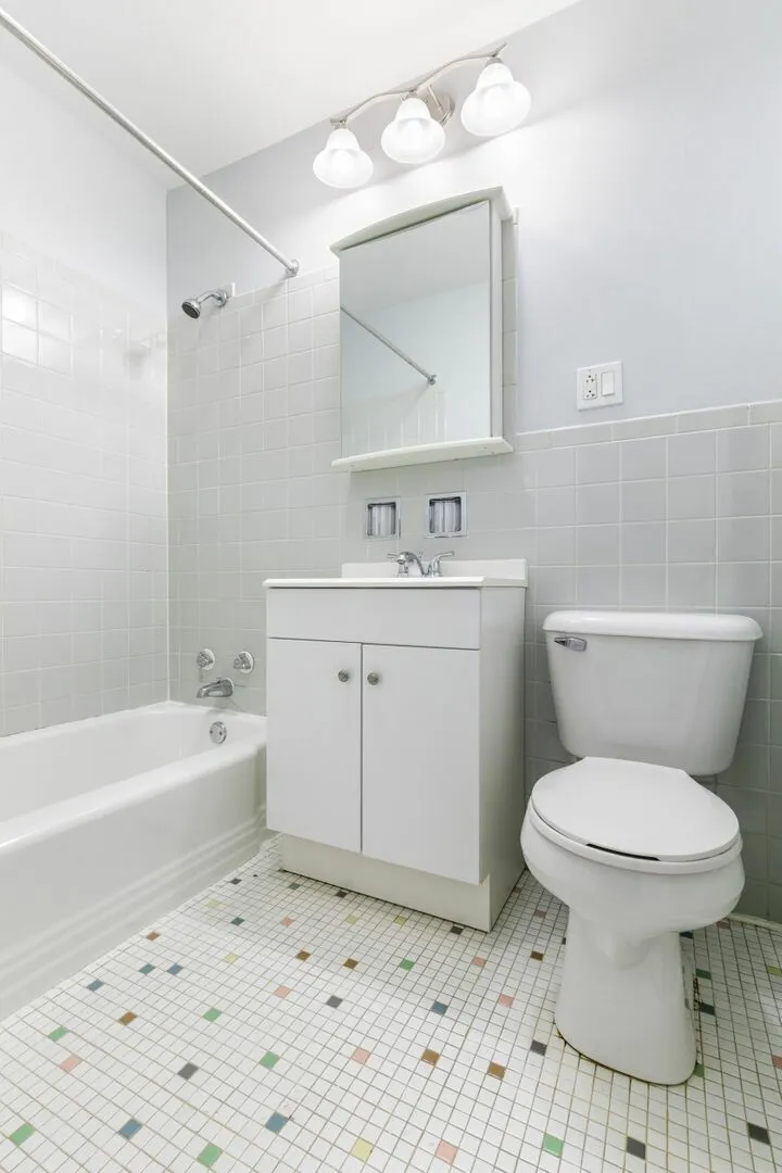 6021 N Winthrop Ave, , 60660, USA 60660-unit#508-Chicago-IL