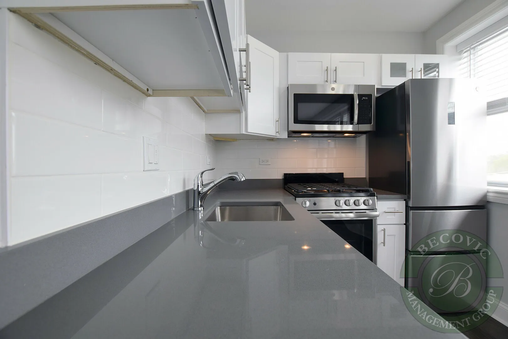 1521 W Sherwin Ave, ,  60626, USA 60626-unit#610-Chicago-IL