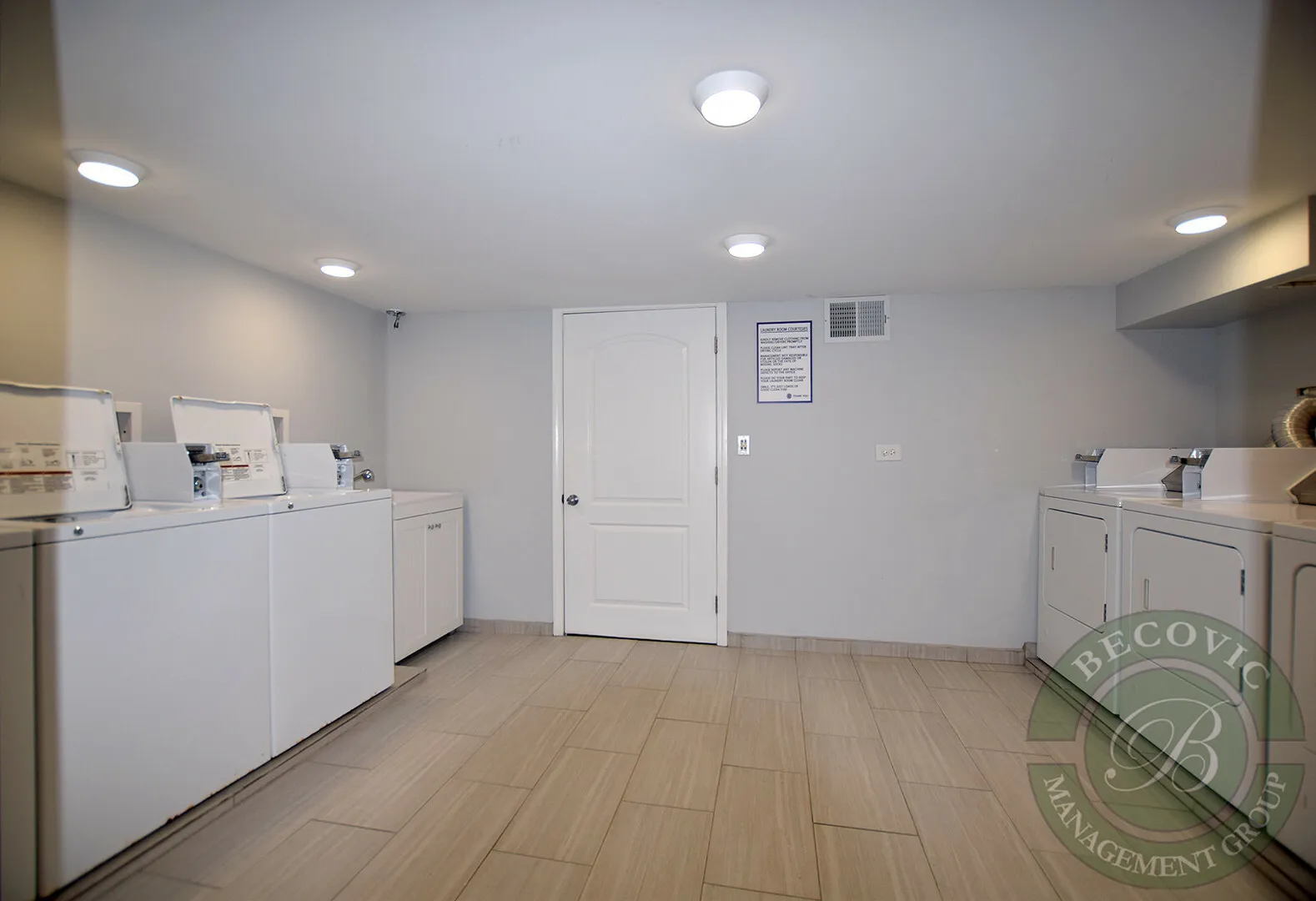 4555 Malden St, ,  60640, USA 60640-unit#303-Chicago-IL