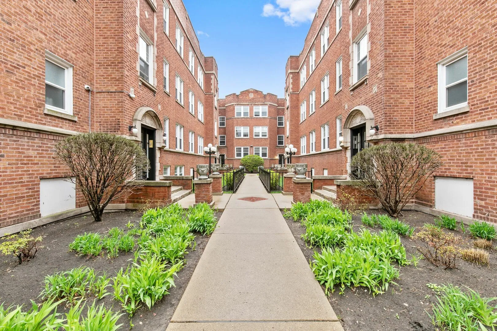 6116 N Winthrop Ave, ,  60660, USA 60660-unit#3E-Chicago-IL