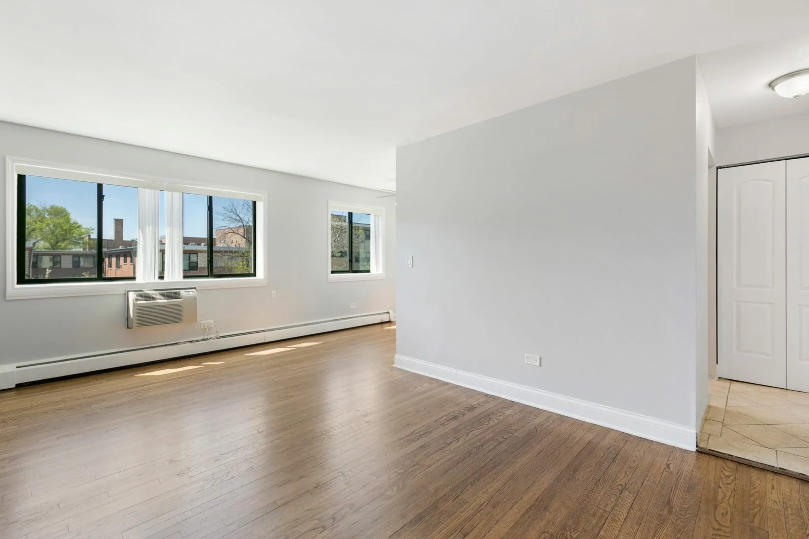 6001 N Kenmore Ave, , 60660, USA 60660-unit#401-Chicago-IL