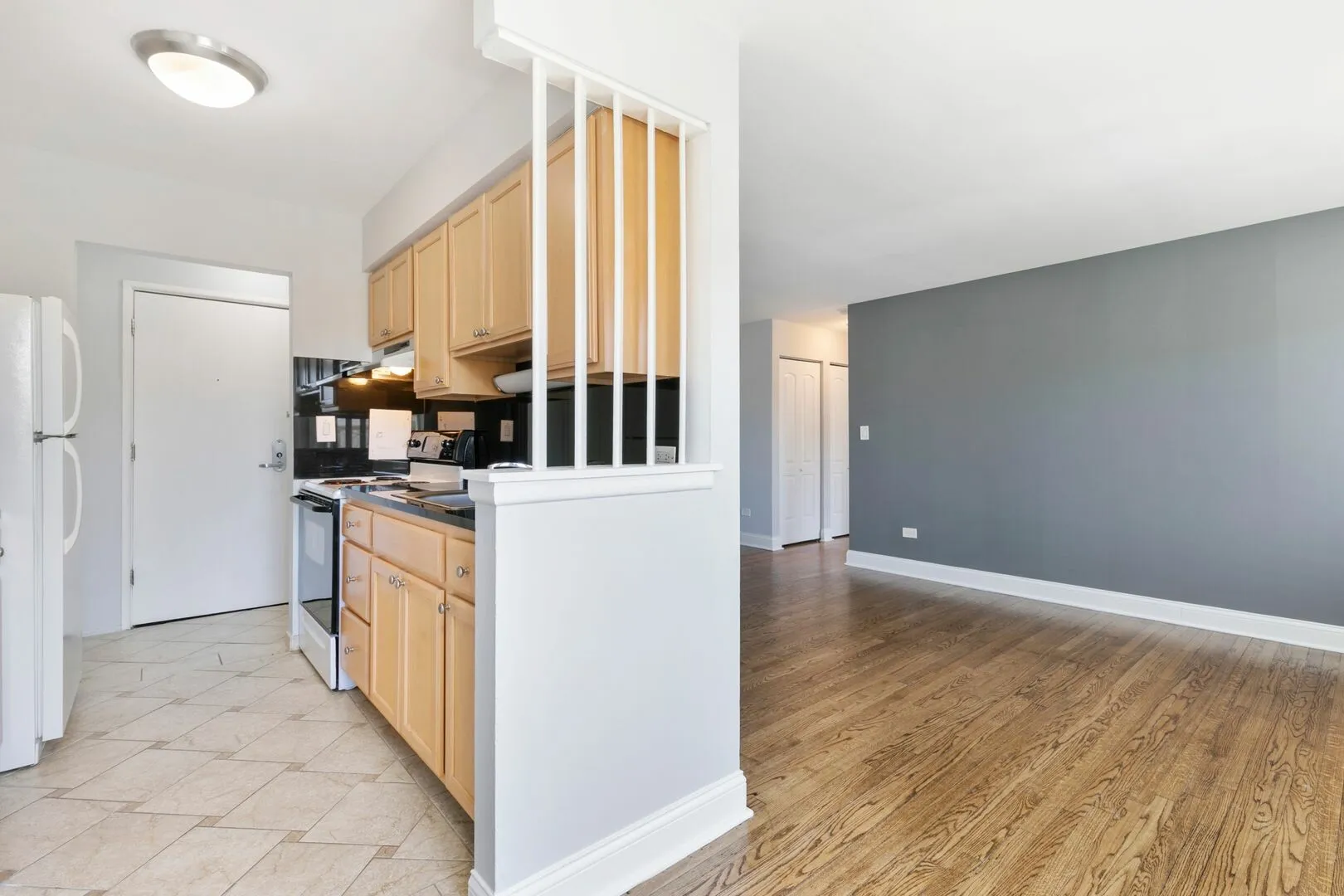 6001 N Kenmore Ave, , 60660, USA 60660-unit#401-Chicago-IL