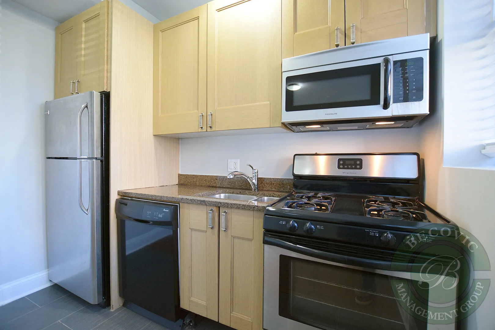 7526 N Seeley Ave, ,  60645, USA 60645-unit#B2-Chicago-IL