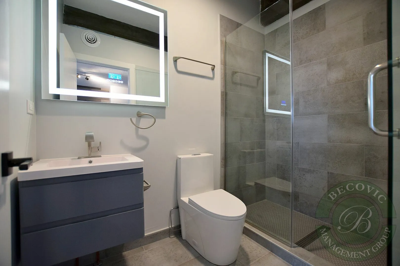 7645 N Sheridan Rd, , 60626, USA 60626-unit#511-Chicago-IL