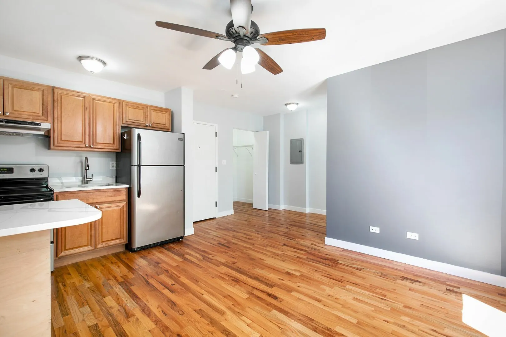 7450 N Greenview Ave, ,  60626, USA 60626-unit#44-Chicago-IL