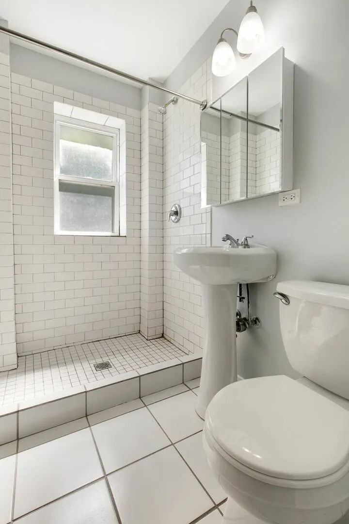 7450 N Greenview Ave, ,  60626, USA 60626-unit#44-Chicago-IL