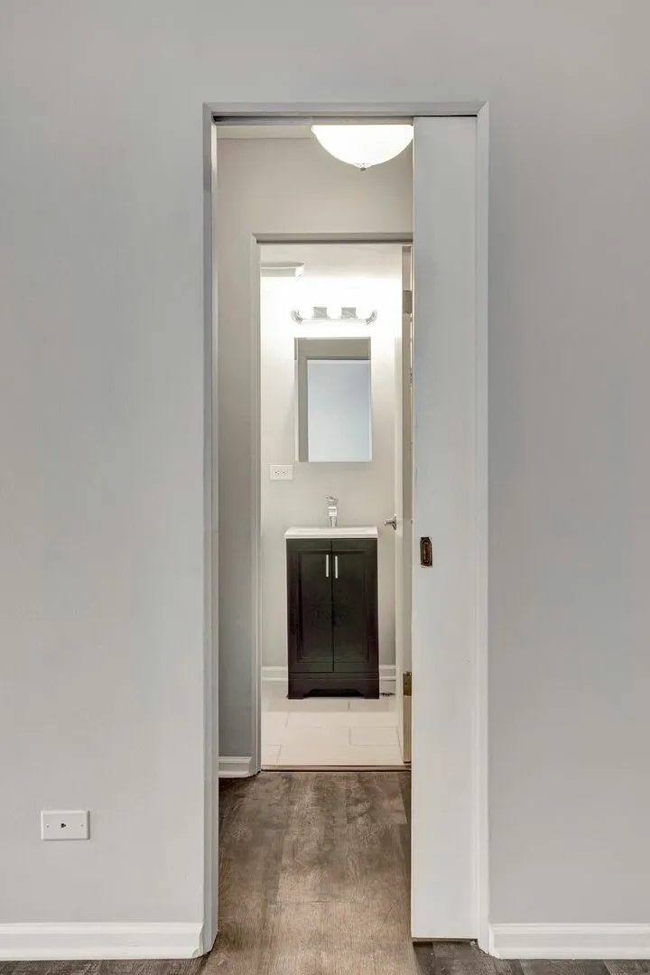 6007 N Kenmore Ave, ,  60660, USA 60660-unit#403-Chicago-IL