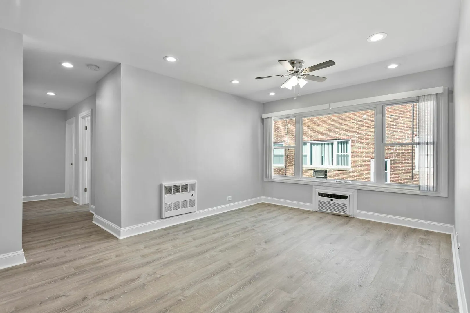 7638 N Eastlake Terrace, ,  60626, USA 60626-unit#2W-Chicago-IL