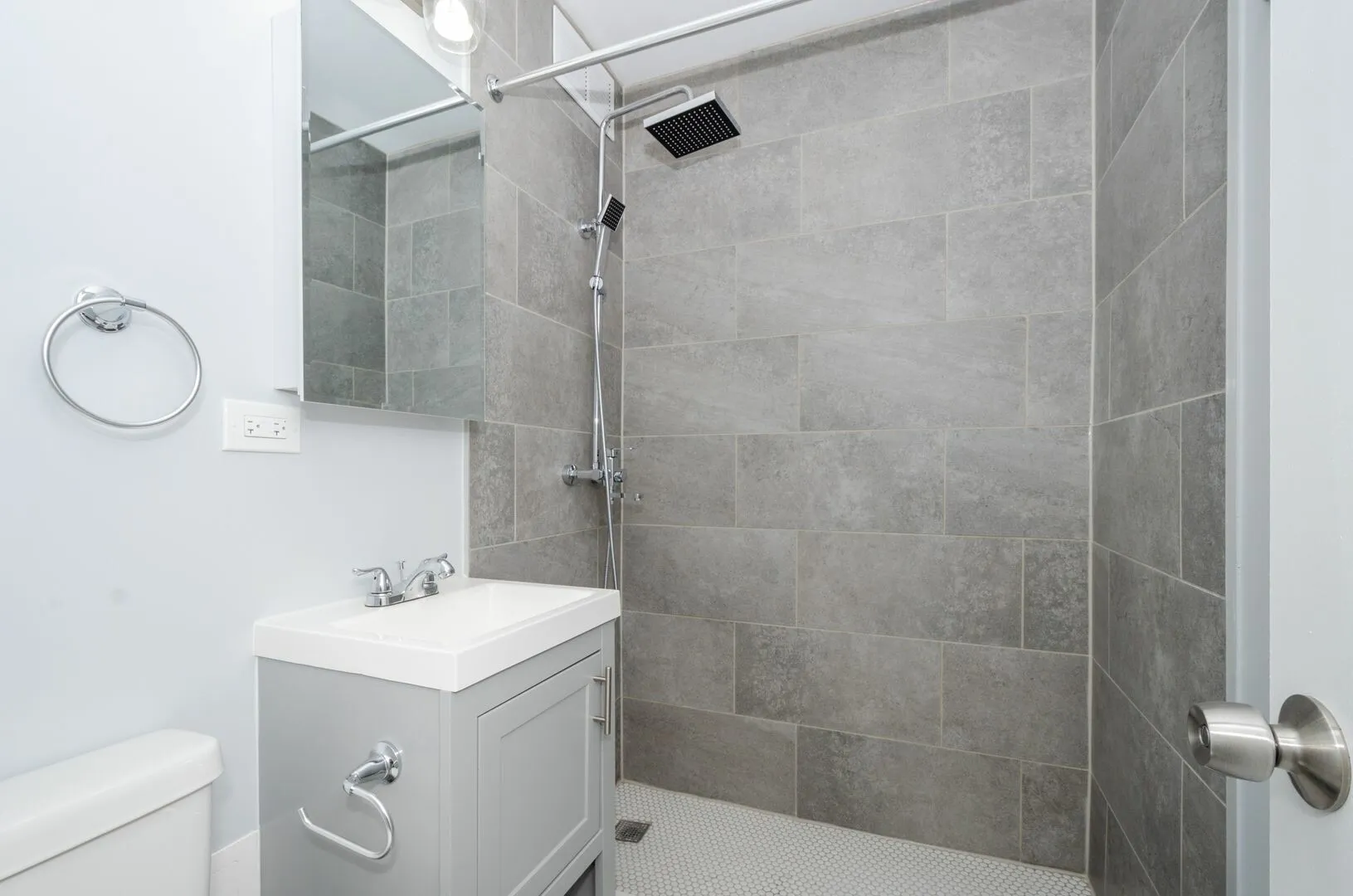 7710 N Sheridan Rd, ,  60626, USA 60626-unit#303-Chicago-IL