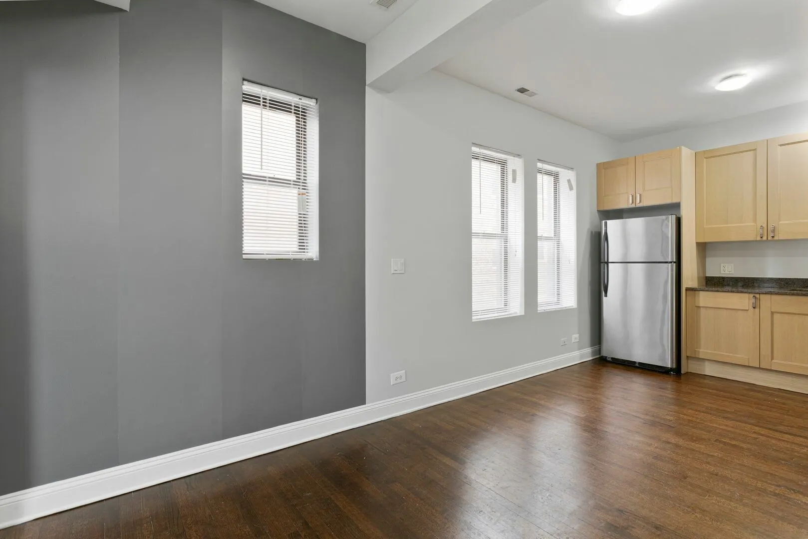 7526 N Seeley Ave, ,  60645, USA 60645-unit#101-Chicago-IL