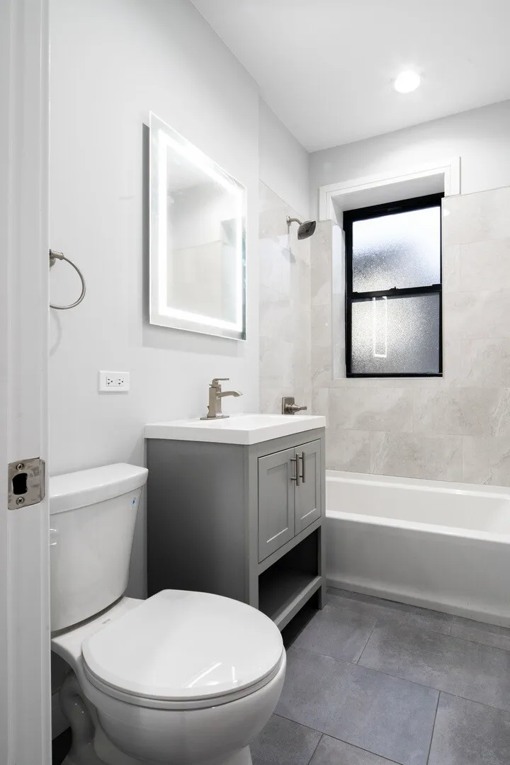 1058 W Glenlake Ave, , 60660, USA 60660-unit#2ND FLOOR-Chicago-IL