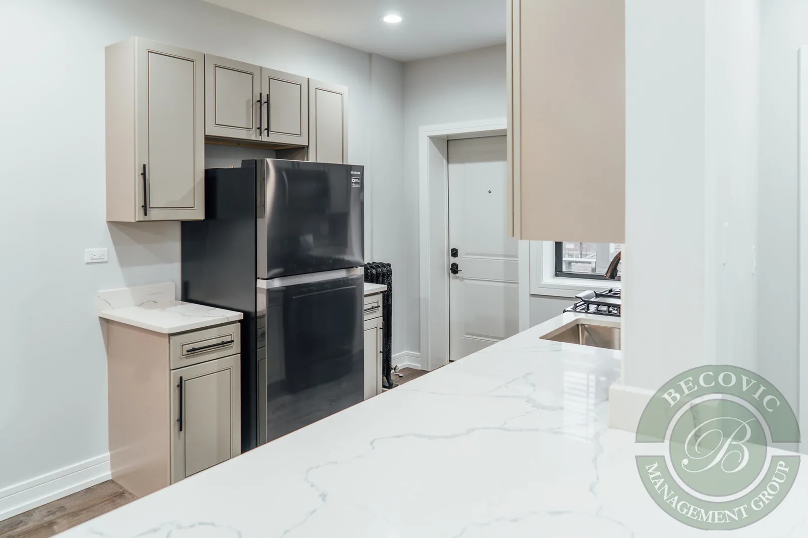 6111 N Winthrop Ave, ,  60660, USA 60660-unit#3RD FLOOR-Chicago-IL