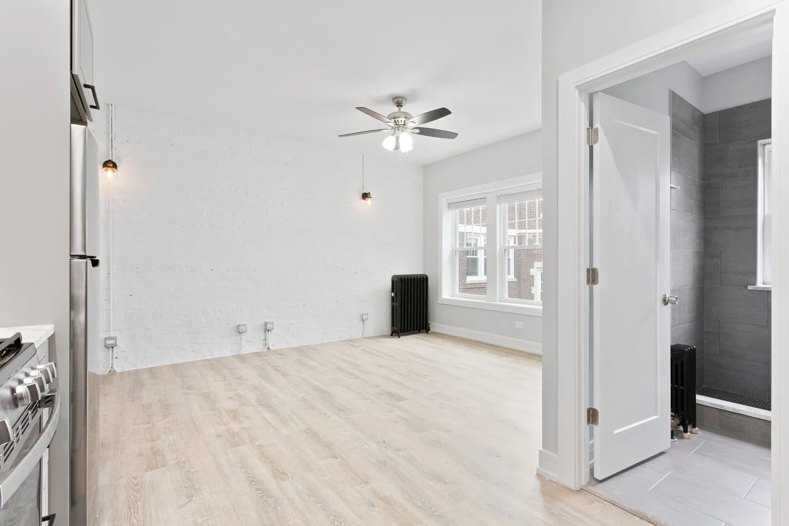 1057 W Glenlake Ave, ,  60660, USA 60660-unit#2-Chicago-IL